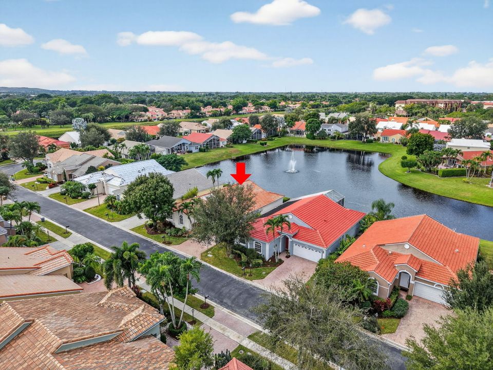 Active With Contract: $829,000 (3 beds, 2 baths, 2077 Square Feet)