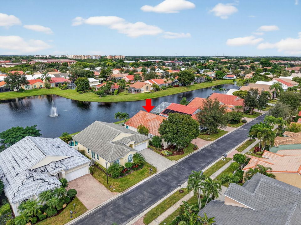 Active With Contract: $829,000 (3 beds, 2 baths, 2077 Square Feet)