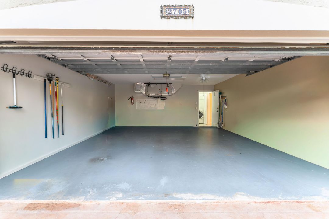 For Sale: $470,000 (3 beds, 2 baths, 1726 Square Feet)