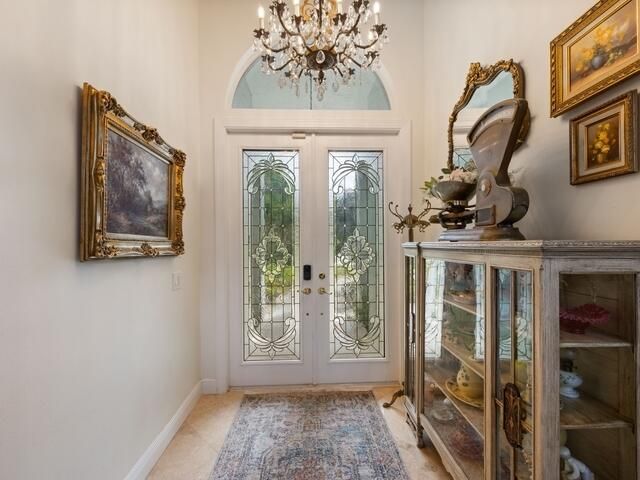 Activo con contrato: $1,395,000 (5 camas, 3 baños, 3092 Pies cuadrados)