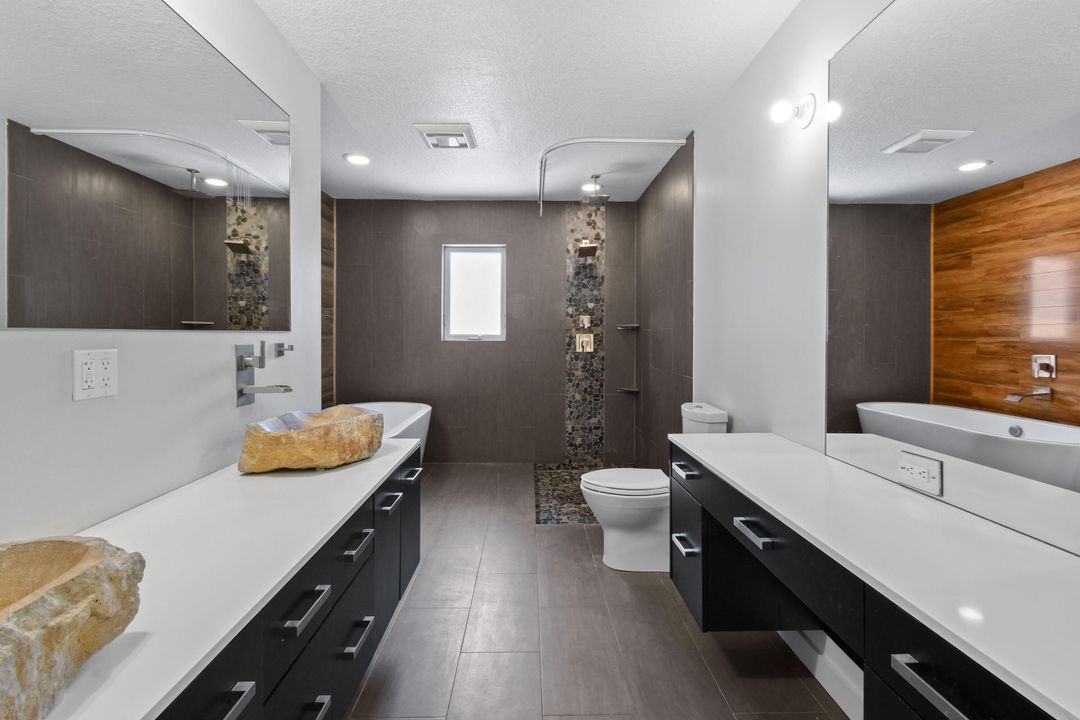 Под контрактом: $5,500 (3 спален, 2 ванн, 1947 Квадратных фут)