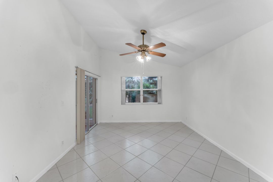 For Sale: $470,000 (3 beds, 2 baths, 1726 Square Feet)