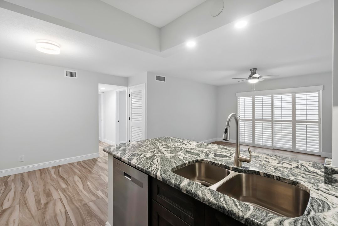 В аренду: $2,000 (2 спален, 2 ванн, 1018 Квадратных фут)