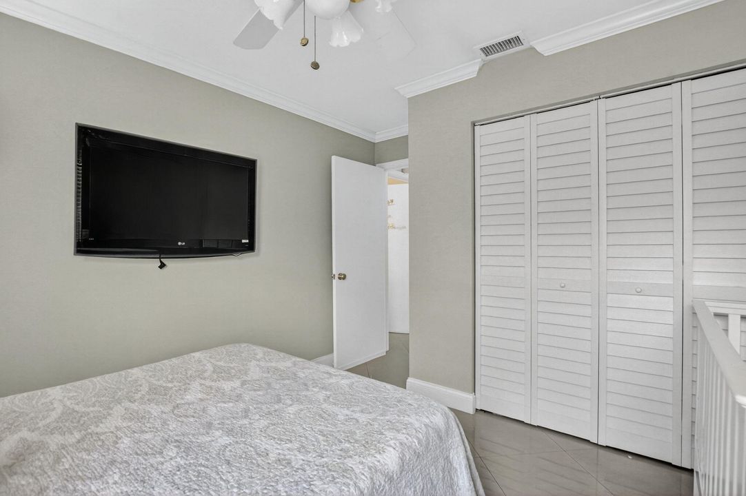 For Sale: $645,000 (4 beds, 2 baths, 1981 Square Feet)