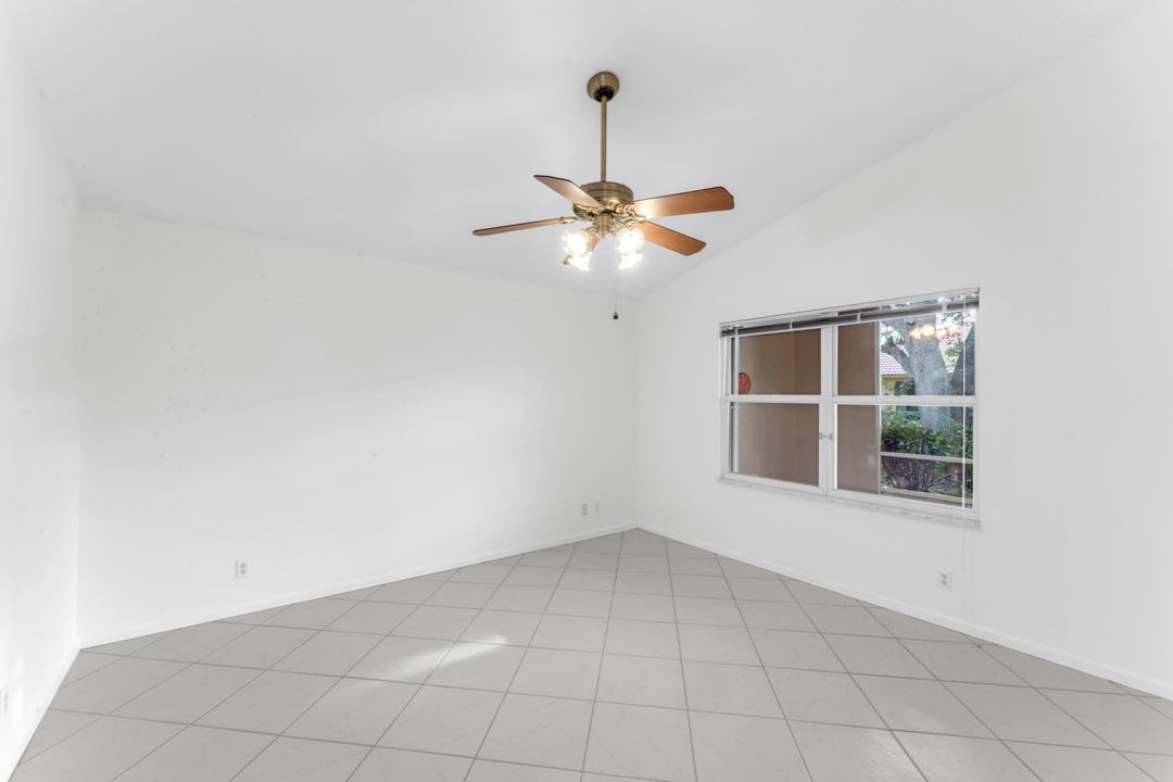 For Sale: $470,000 (3 beds, 2 baths, 1726 Square Feet)