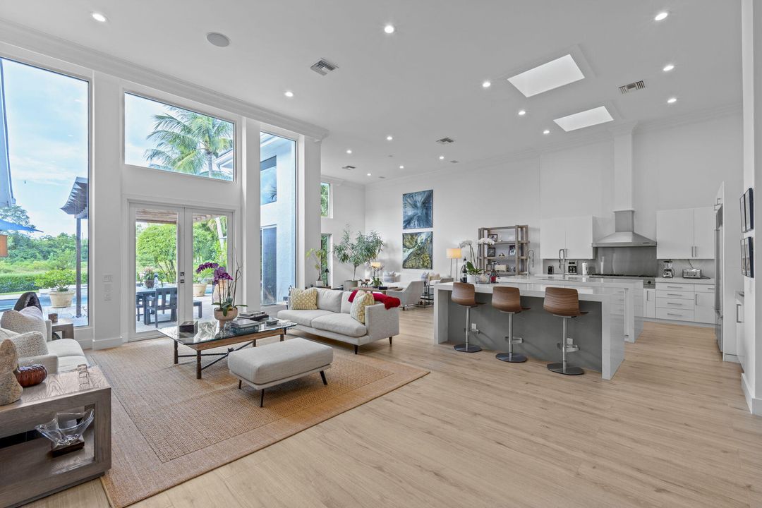 For Sale: $2,845,000 (3 beds, 4 baths, 3388 Square Feet)