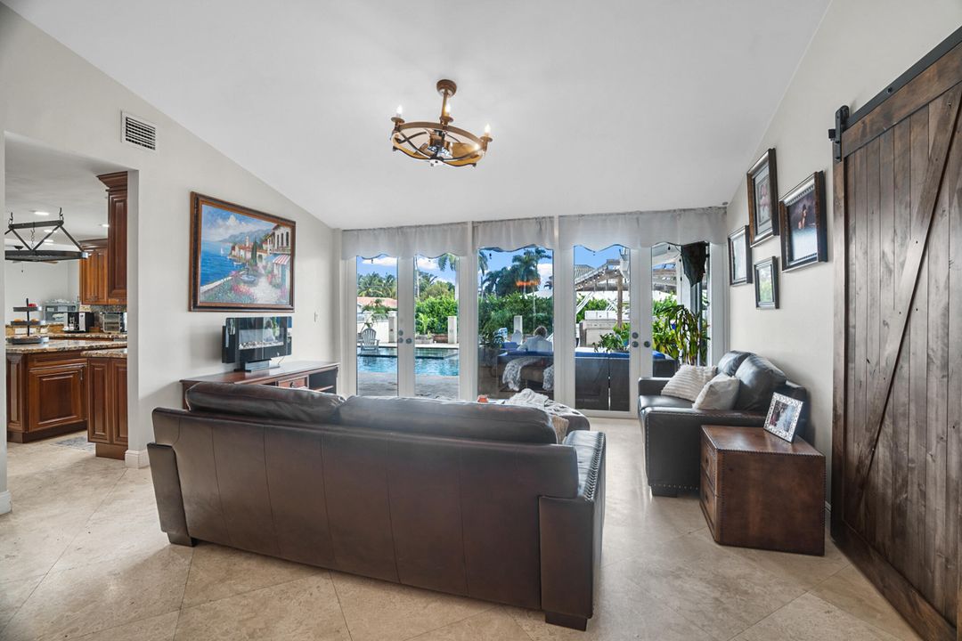 待售: $2,800,000 (4 贝兹, 5 浴室, 3223 平方英尺)