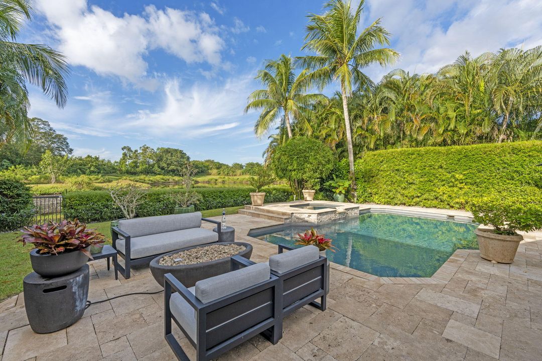 For Sale: $2,845,000 (3 beds, 4 baths, 3388 Square Feet)