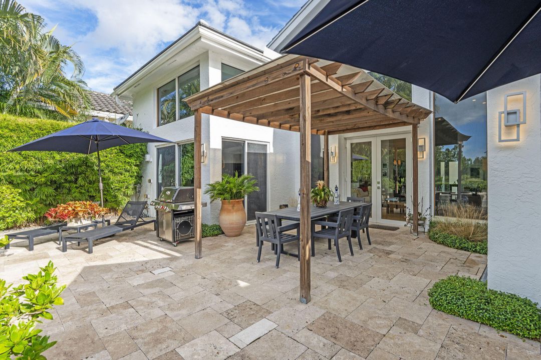 For Sale: $2,845,000 (3 beds, 4 baths, 3388 Square Feet)