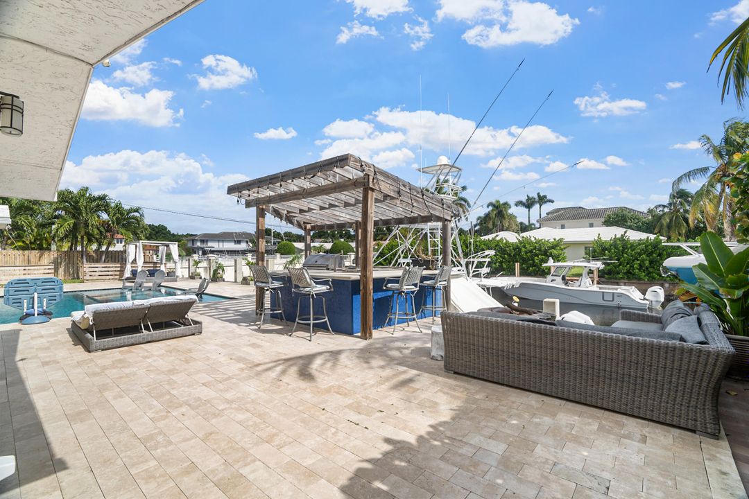 待售: $2,800,000 (4 贝兹, 5 浴室, 3223 平方英尺)