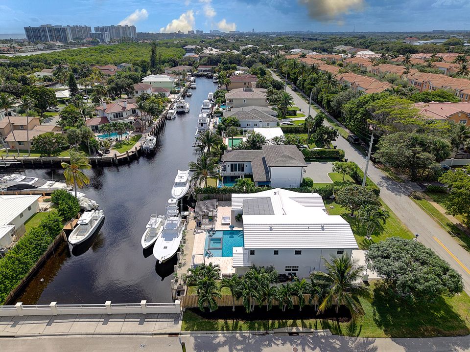 待售: $2,800,000 (4 贝兹, 5 浴室, 3223 平方英尺)