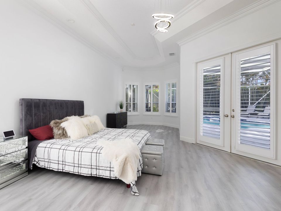 Active With Contract: $7,200 (4 beds, 3 baths, 3468 Square Feet)