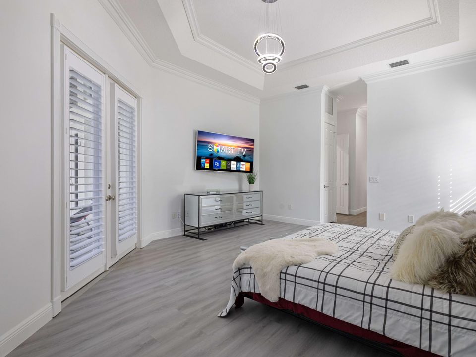 Active With Contract: $7,200 (4 beds, 3 baths, 3468 Square Feet)