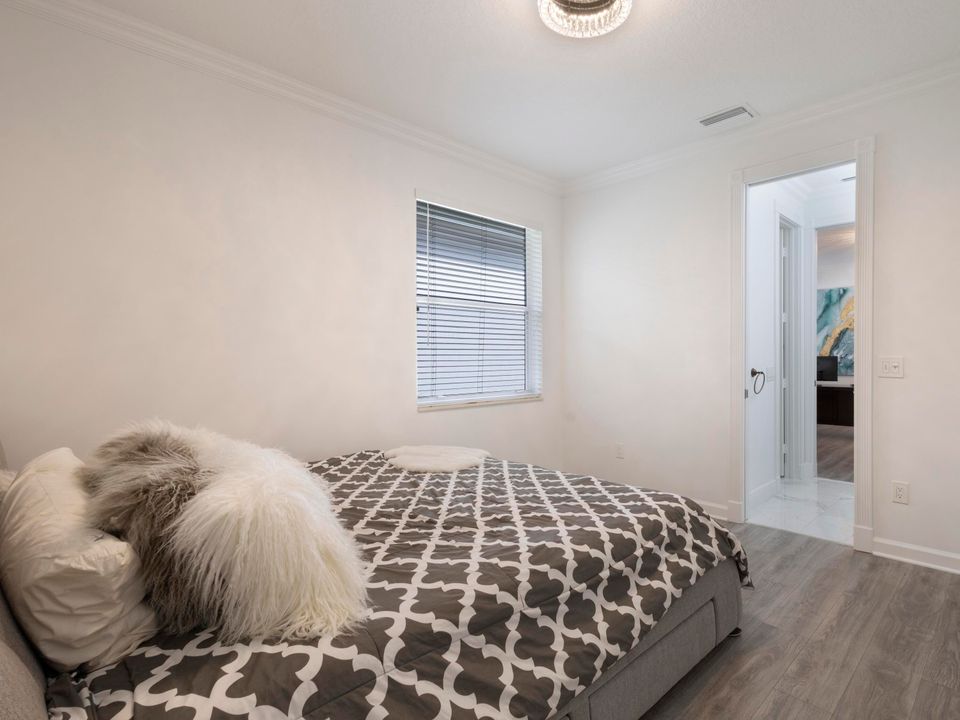 Active With Contract: $7,200 (4 beds, 3 baths, 3468 Square Feet)