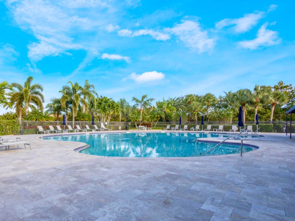 Active With Contract: $7,200 (4 beds, 3 baths, 3468 Square Feet)