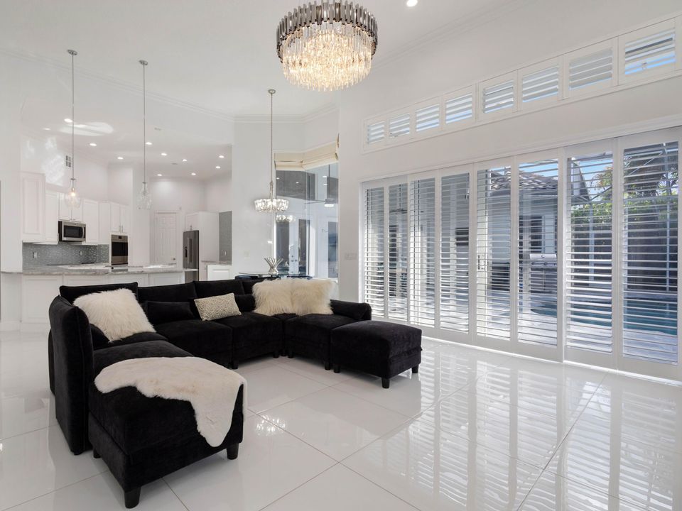 Active With Contract: $7,200 (4 beds, 3 baths, 3468 Square Feet)