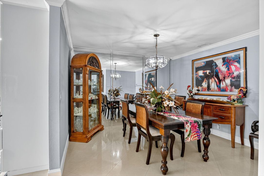 For Sale: $645,000 (4 beds, 2 baths, 1981 Square Feet)