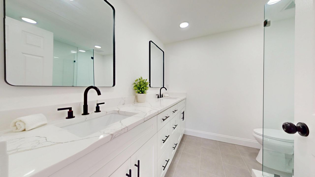 For Sale: $449,900 (4 beds, 2 baths, 1520 Square Feet)