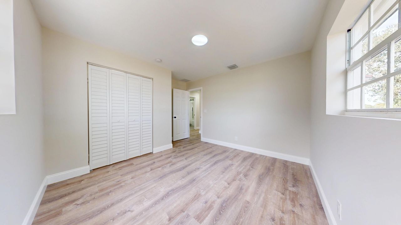 For Sale: $449,900 (4 beds, 2 baths, 1520 Square Feet)