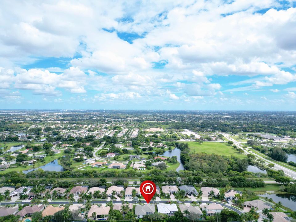 Active With Contract: $7,200 (4 beds, 3 baths, 3468 Square Feet)