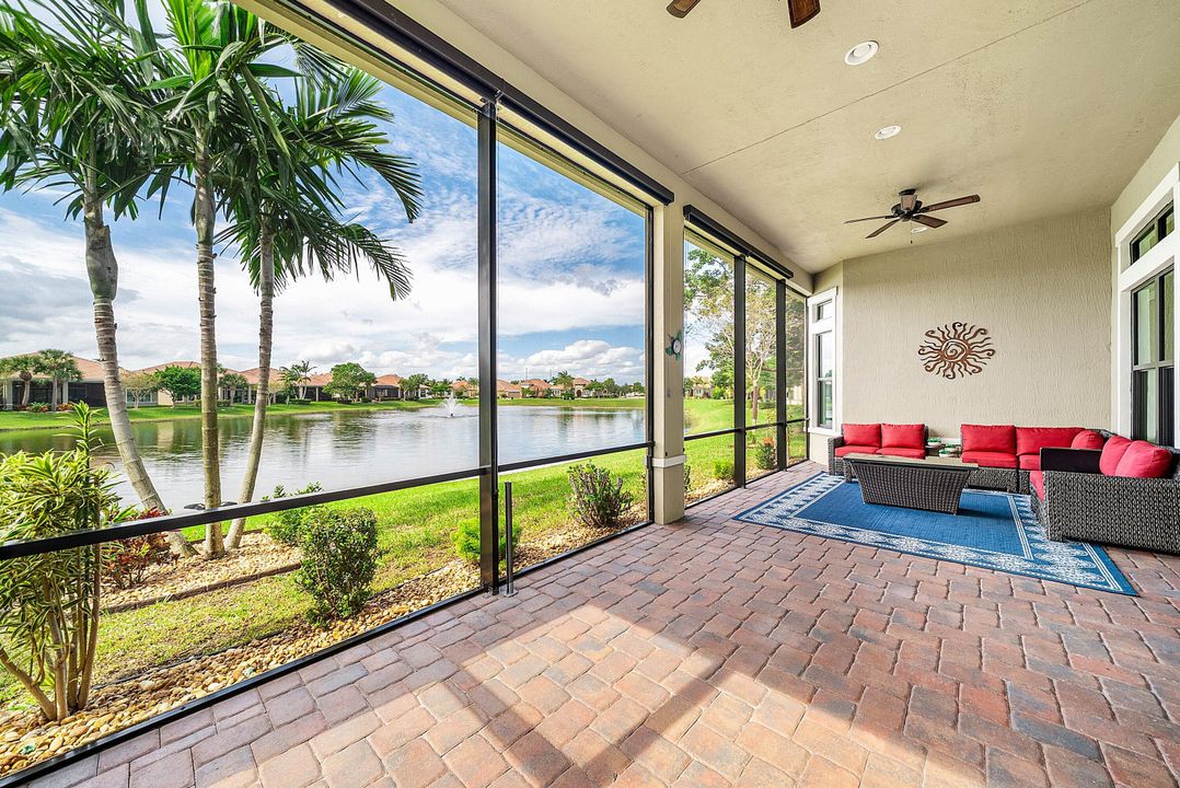 На продажу: $995,000 (3 спален, 3 ванн, 2531 Квадратных фут)