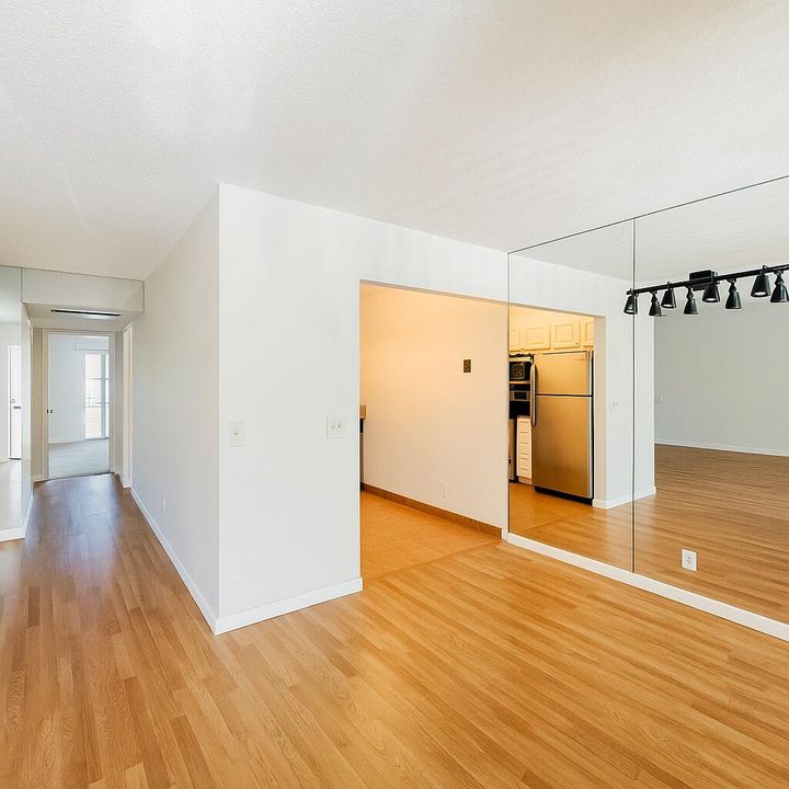 For Sale: $85,000 (2 beds, 1 baths, 850 Square Feet)