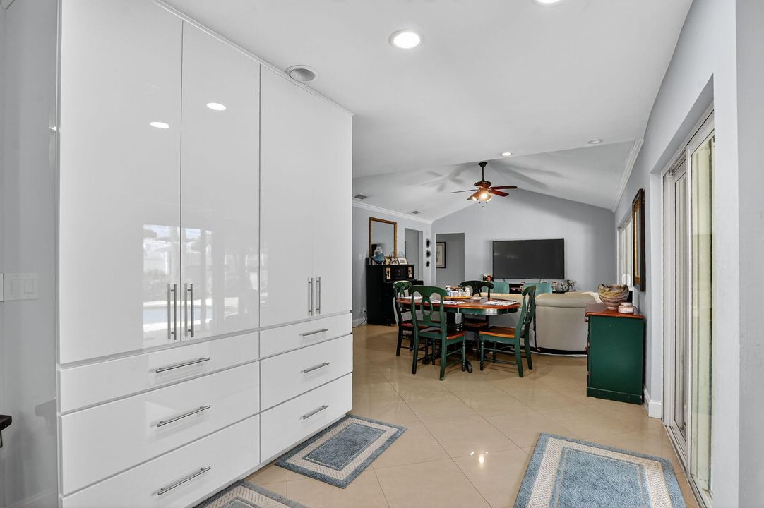 For Sale: $645,000 (4 beds, 2 baths, 1981 Square Feet)