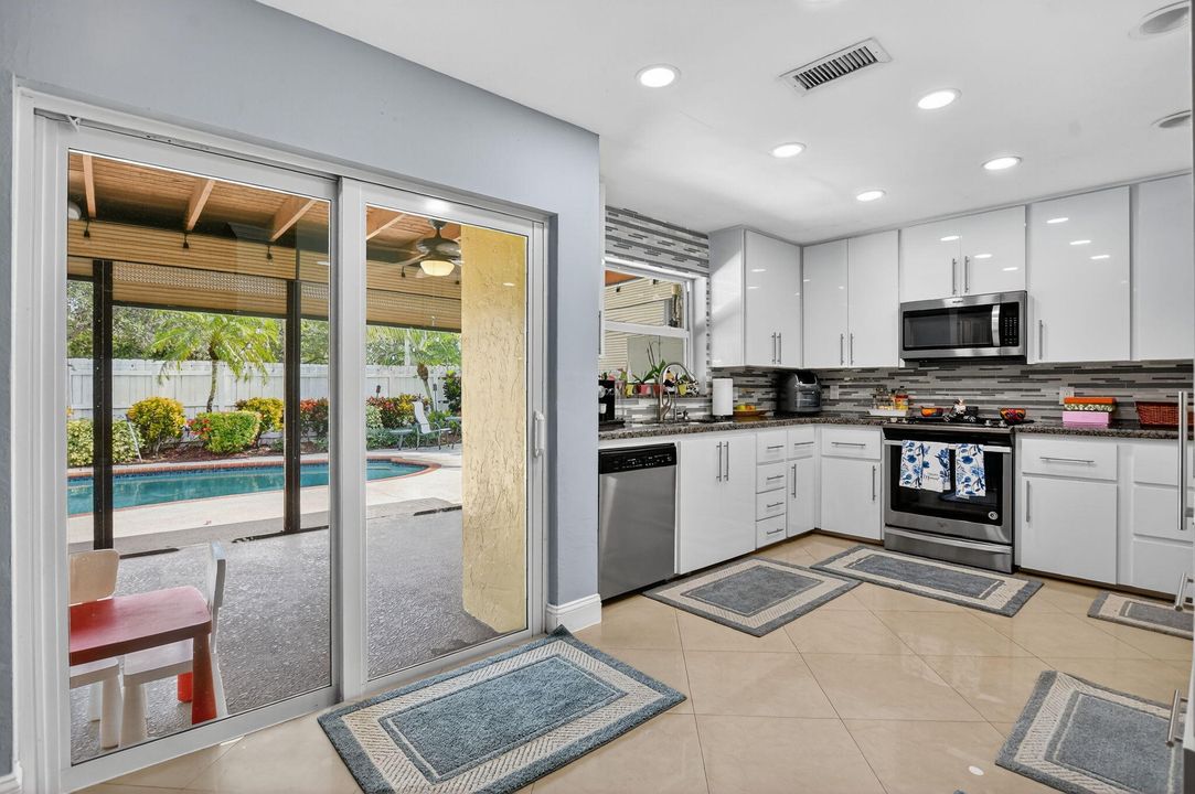 For Sale: $645,000 (4 beds, 2 baths, 1981 Square Feet)