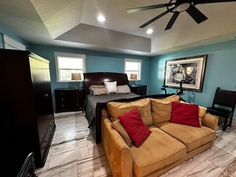 For Rent: $9,500 (4 beds, 2 baths, 2794 Square Feet)