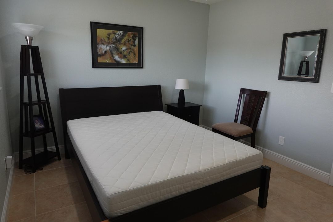 待售: $150,000 (1 贝兹, 1 浴室, 550 平方英尺)