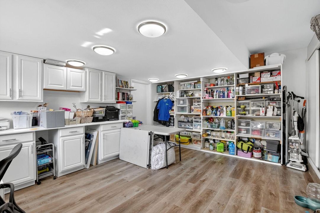 For Sale: $645,000 (4 beds, 2 baths, 1981 Square Feet)