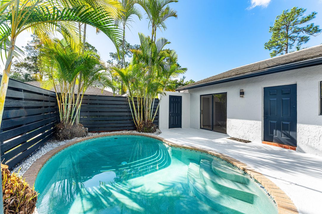 Recently Sold: $450,000 (2 beds, 2 baths, 1134 Square Feet)