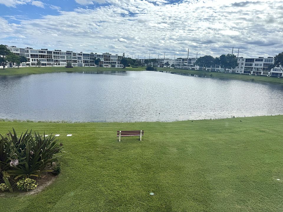 待售: $165,000 (2 贝兹, 2 浴室, 1000 平方英尺)