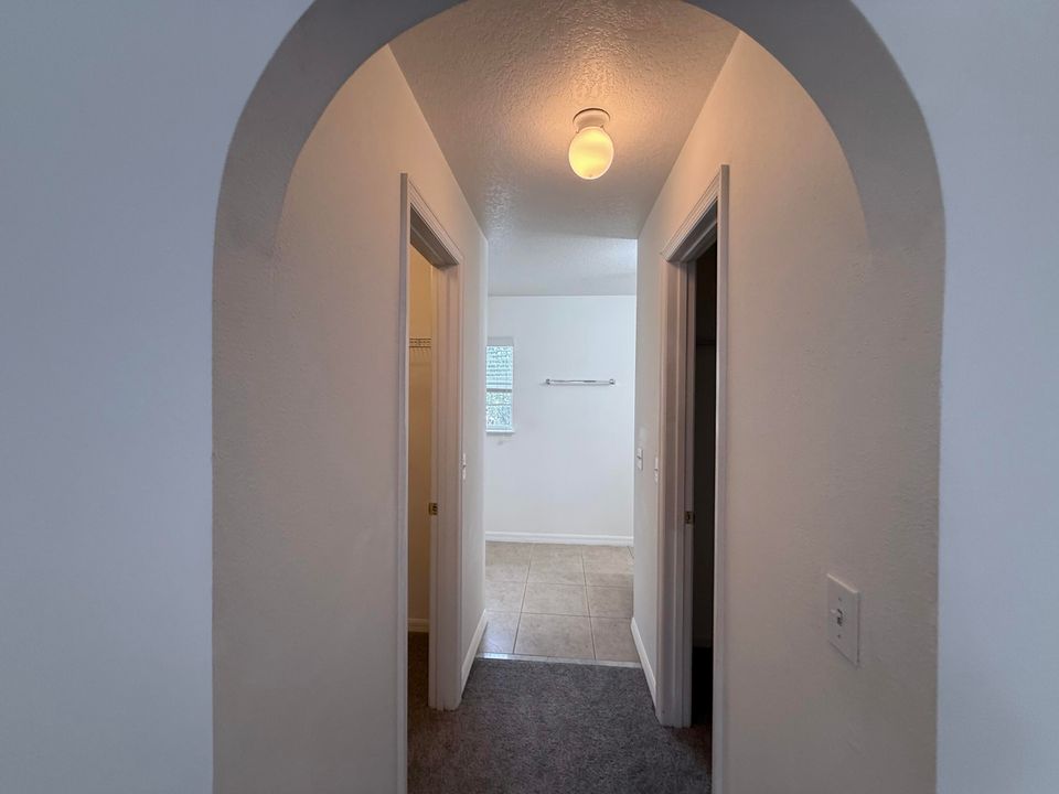 На продажу: $369,000 (4 спален, 2 ванн, 2257 Квадратных фут)