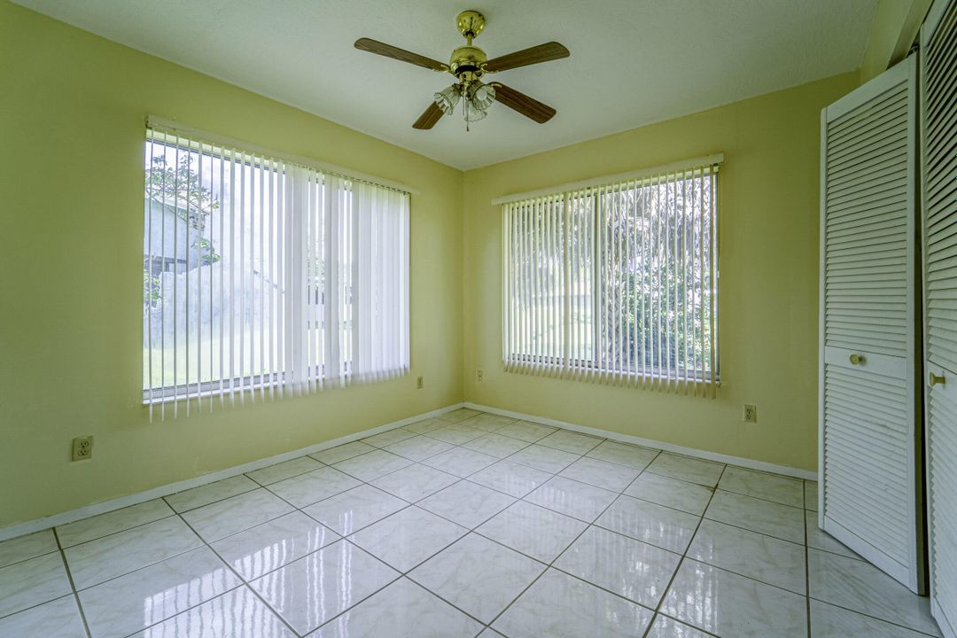 合同活跃: $240,000 (3 贝兹, 2 浴室, 1183 平方英尺)