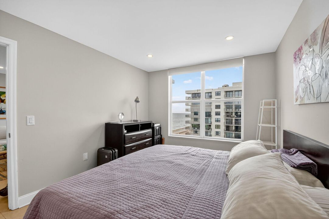 For Rent: $4,200 (2 beds, 2 baths, 1292 Square Feet)