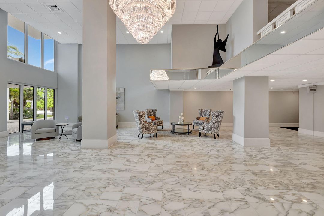 For Rent: $4,200 (2 beds, 2 baths, 1292 Square Feet)