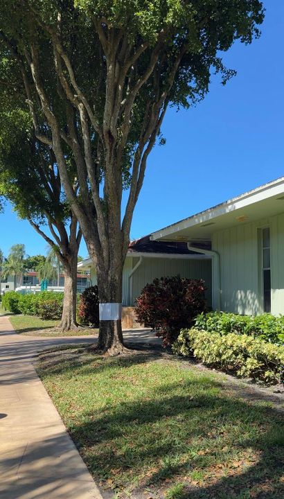 For Sale: $85,000 (2 beds, 1 baths, 850 Square Feet)