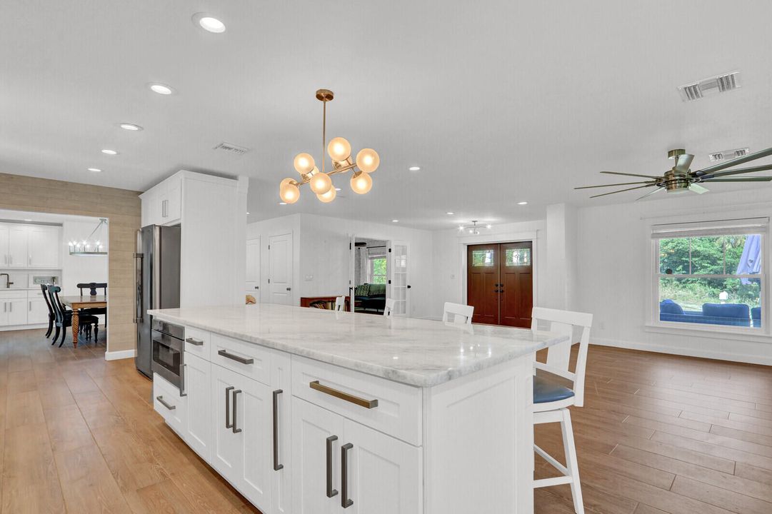 For Sale: $849,000 (3 beds, 2 baths, 2307 Square Feet)