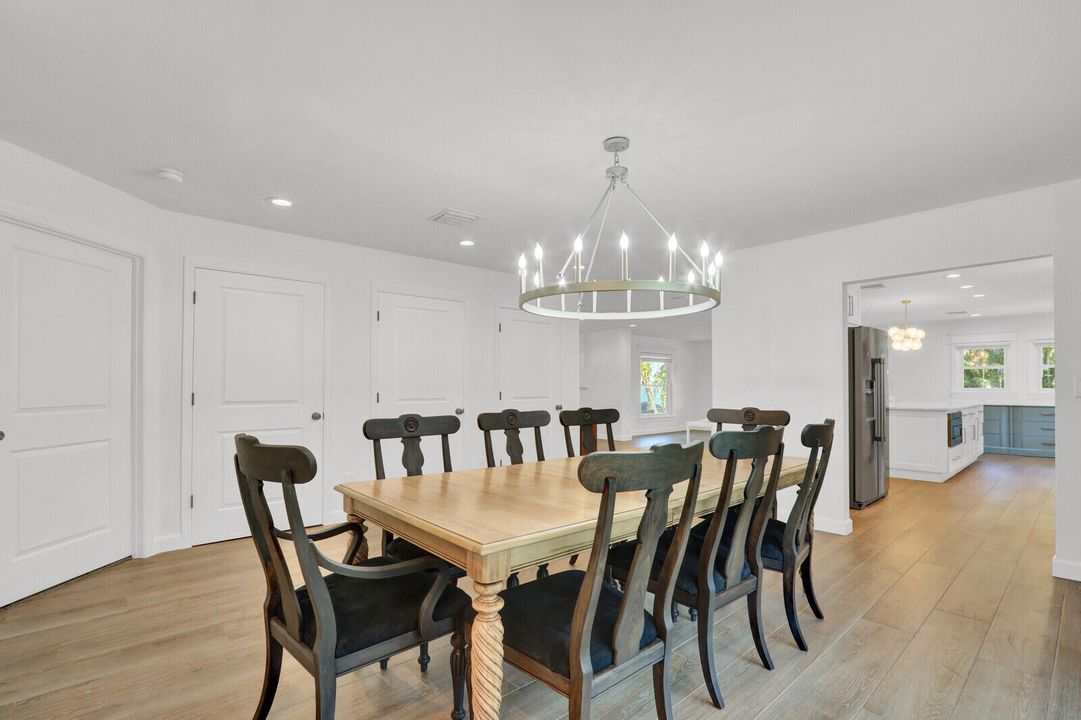 For Sale: $849,000 (3 beds, 2 baths, 2307 Square Feet)