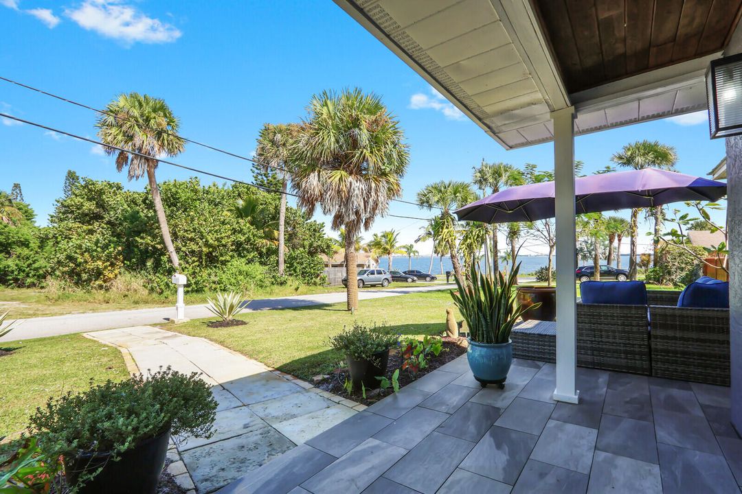 For Sale: $849,000 (3 beds, 2 baths, 2307 Square Feet)