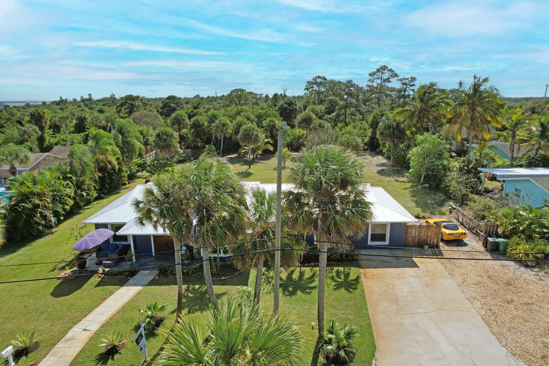 For Sale: $849,000 (3 beds, 2 baths, 2307 Square Feet)