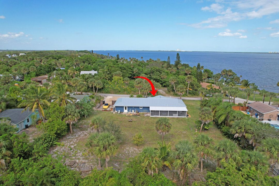 For Sale: $849,000 (3 beds, 2 baths, 2307 Square Feet)