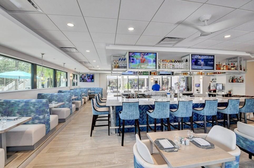 Под контрактом: $9,500 (2 спален, 2 ванн, 1933 Квадратных фут)