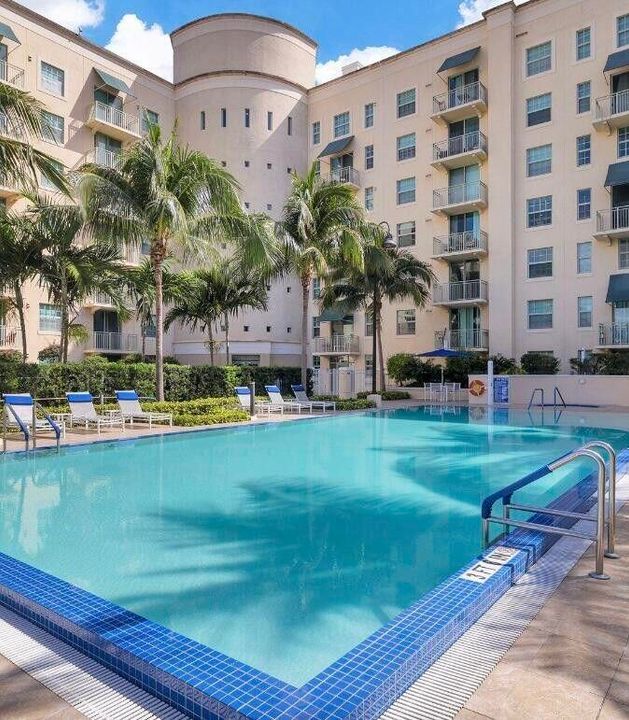 На продажу: $400,000 (1 спален, 1 ванн, 916 Квадратных фут)