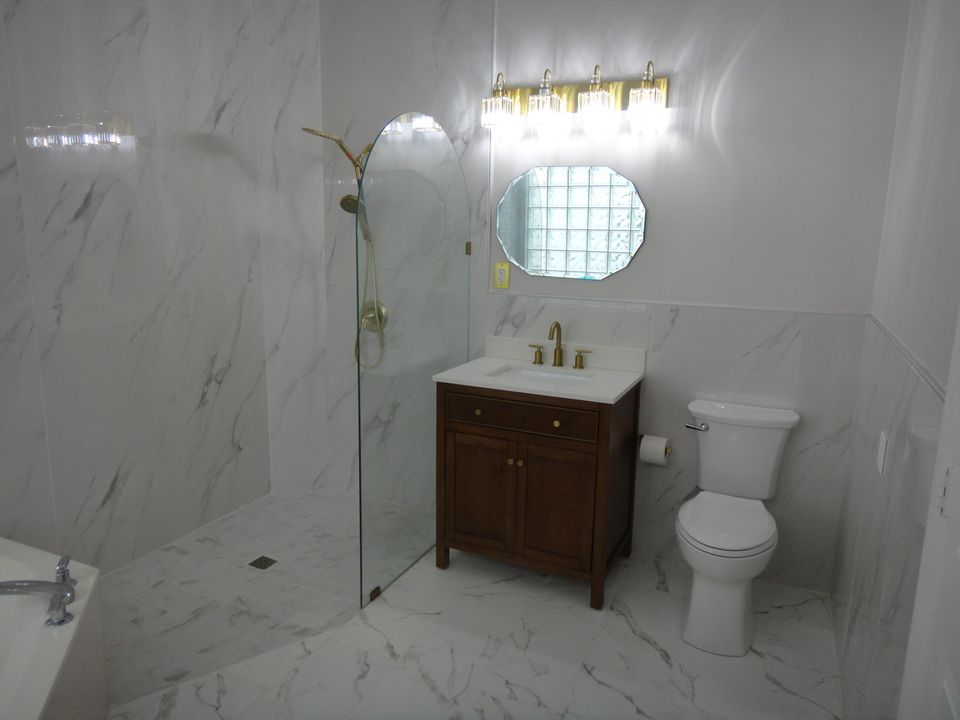 For Rent: $3,800 (4 beds, 2 baths, 2237 Square Feet)