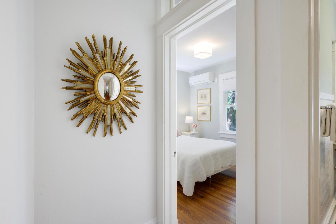 For Sale: $4,150,000 (3 beds, 2 baths, 1728 Square Feet)