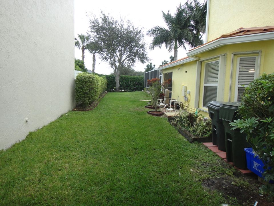 For Rent: $3,800 (4 beds, 2 baths, 2237 Square Feet)