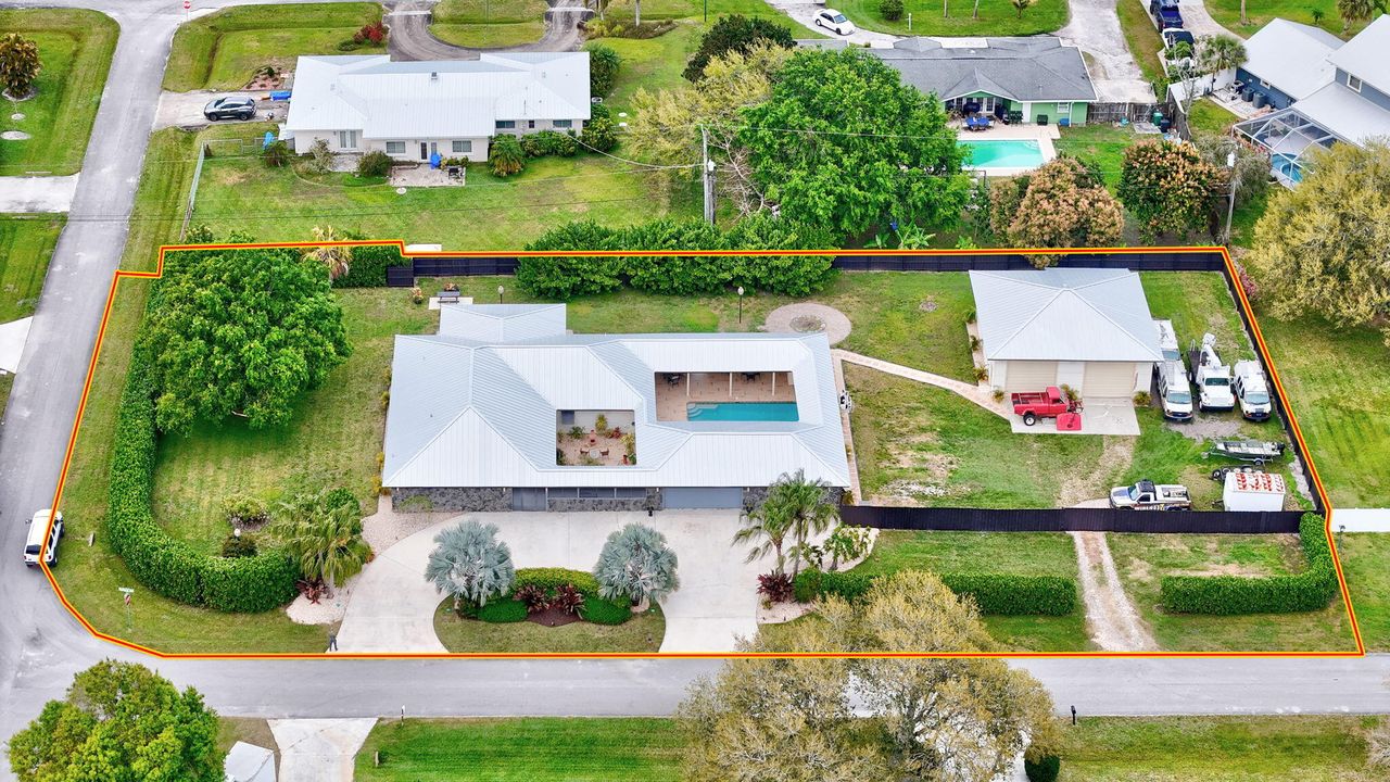 待售: $819,000 (4 贝兹, 4 浴室, 2660 平方英尺)