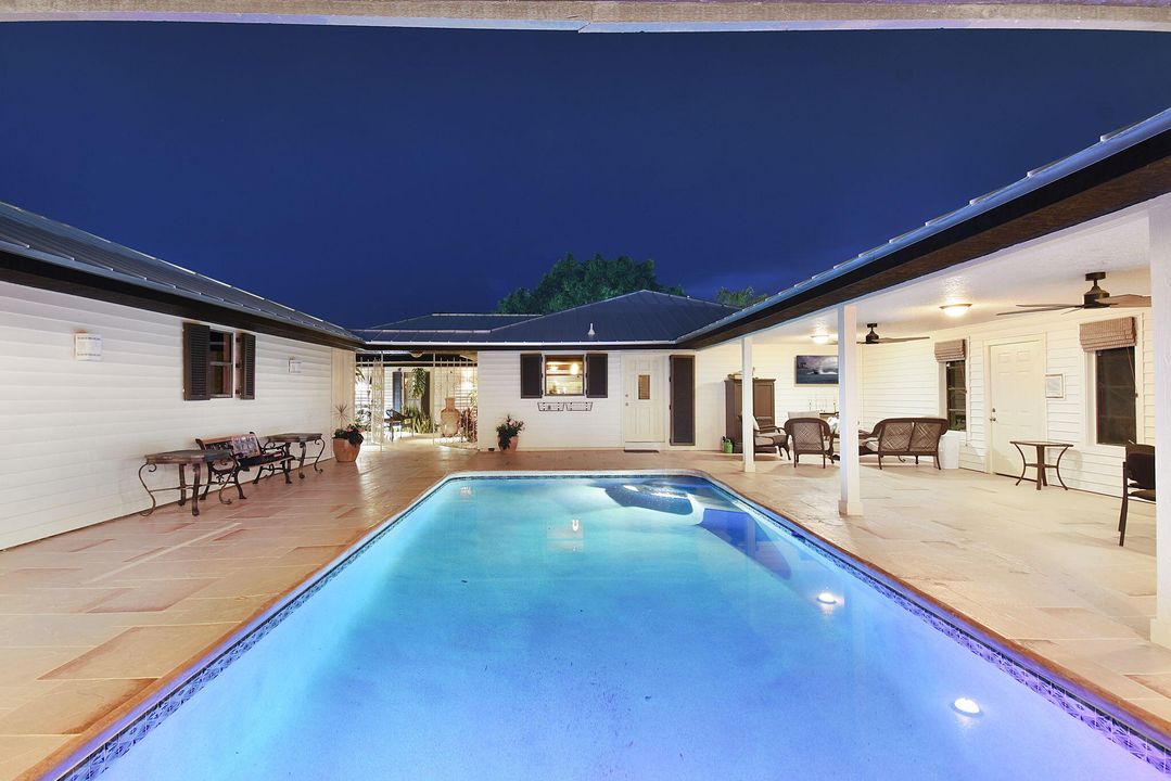 待售: $819,000 (4 贝兹, 4 浴室, 2660 平方英尺)